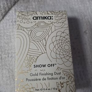 amika Show Off Gold Finishing Dust - Gold & White Packaging